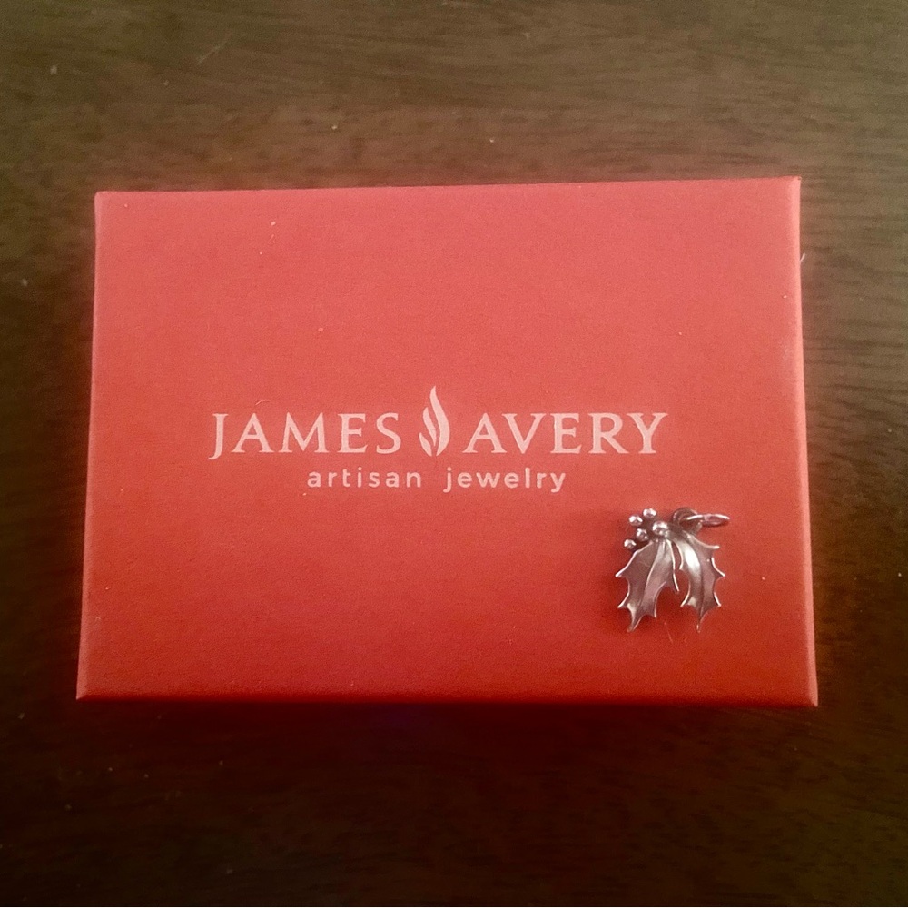 RETIRED RARE James Avery Holly Berry Charm